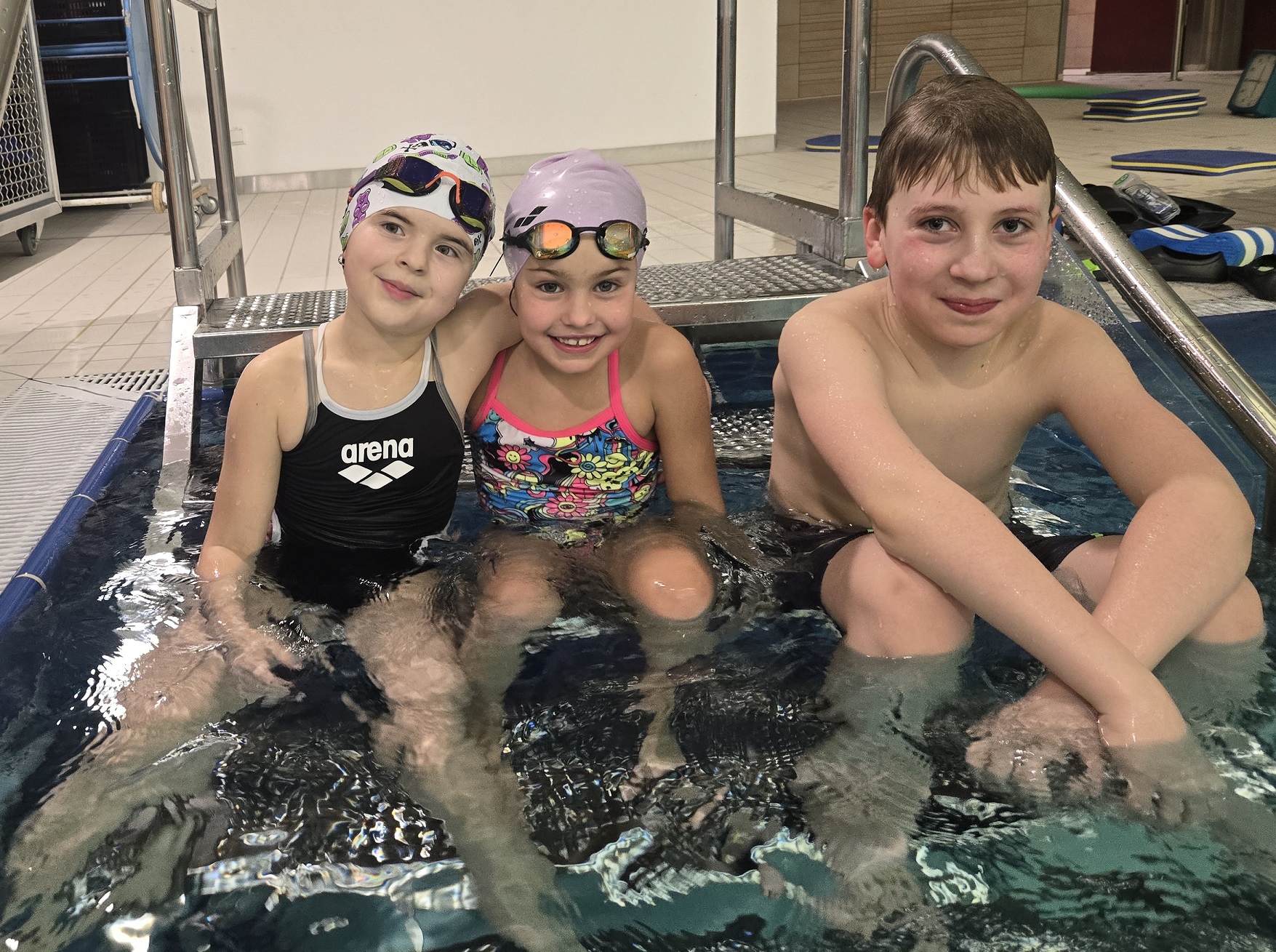 2025 01 13 Zirbelnuss Schwimmen Nachwuchs